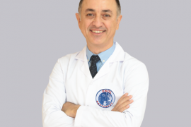 الدكتور. اوزغور كافاك